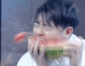 吃瓜娱乐圈打工人,吃瓜日常与职场心酸