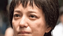 49岁赵薇剪了短发频繁露面暗示从头再来往事再提复出几乎无望2025年6月6日