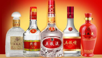 五粮液酒,千年传承，浓香飘溢的白酒传奇